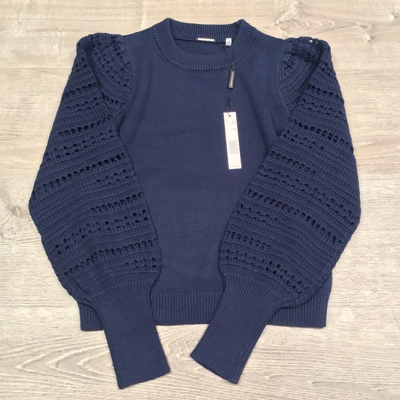 ELIE TAHARI Sophisticated Chic Navy Blue Sweater Top - Picture 2 of 10